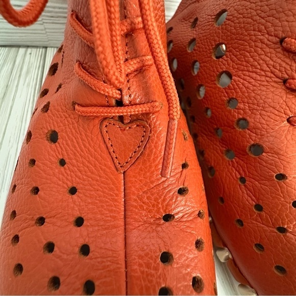 Litfoot women’s orange shoes - Picture 3 of 10